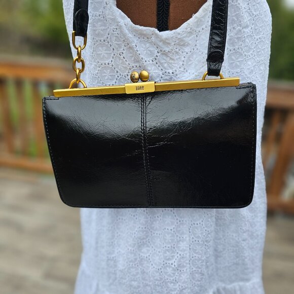 HOBO Handbags - Hobo International Purse Rare Kisslock Clasp Polished Leather